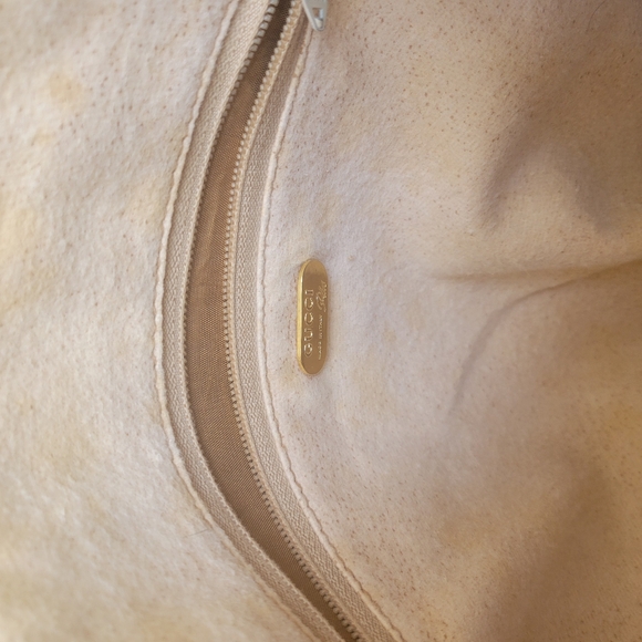 CHOICE OF One Authentic GucciPLUS vintage custom painted crossbody bag - Picture 9 of 16